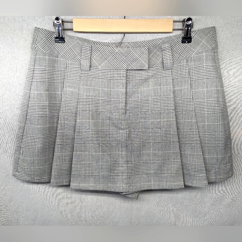 NWT Steve Madden Plaid Pleated Skort Size 10 Preppy Mini Spring Must